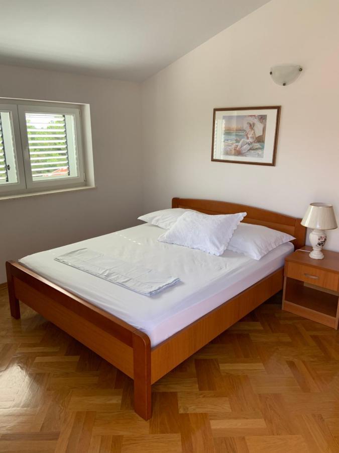 Villa Mara Promajna Exteriér fotografie