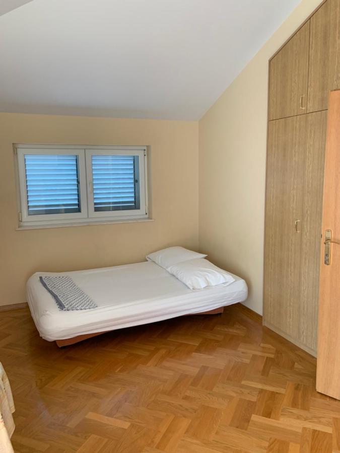Villa Mara Promajna Exteriér fotografie